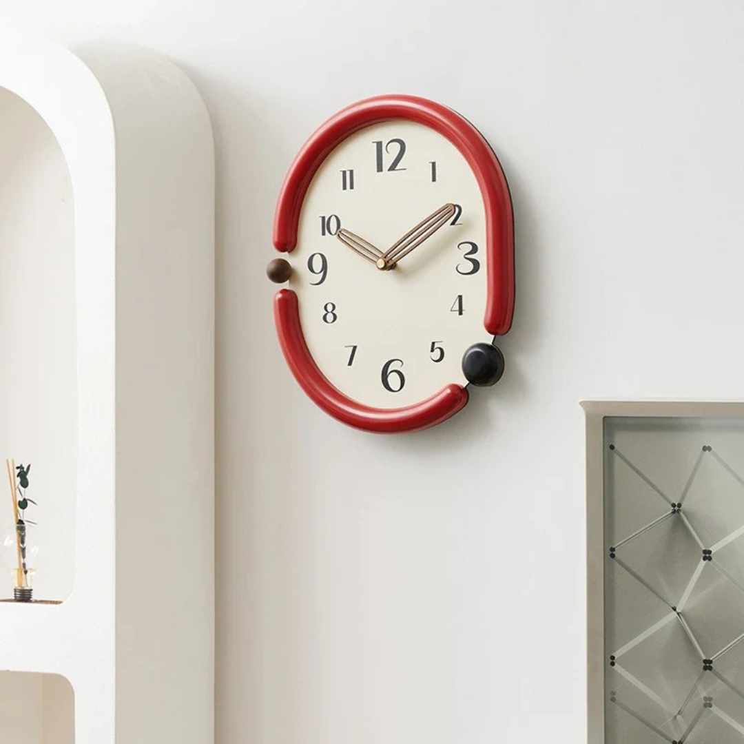 Luxe Wall Clock Circular Decorative Timepiece