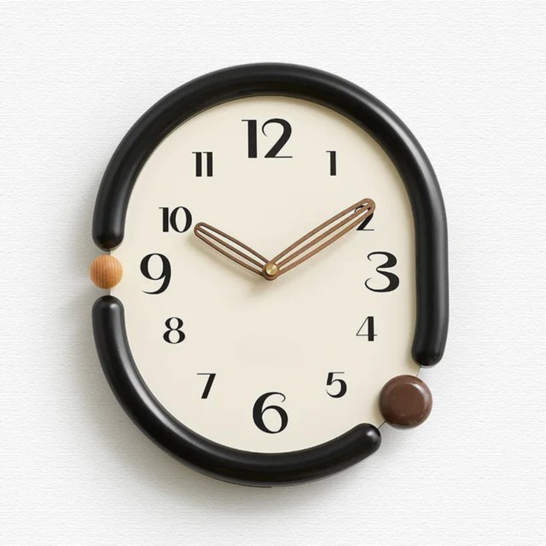 Luxe Wall Clock Circular Decorative Timepiece