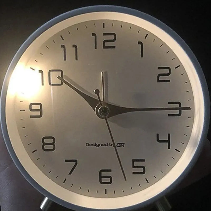 Scandinavian Silent Analog Table Clock with Quartz Movement