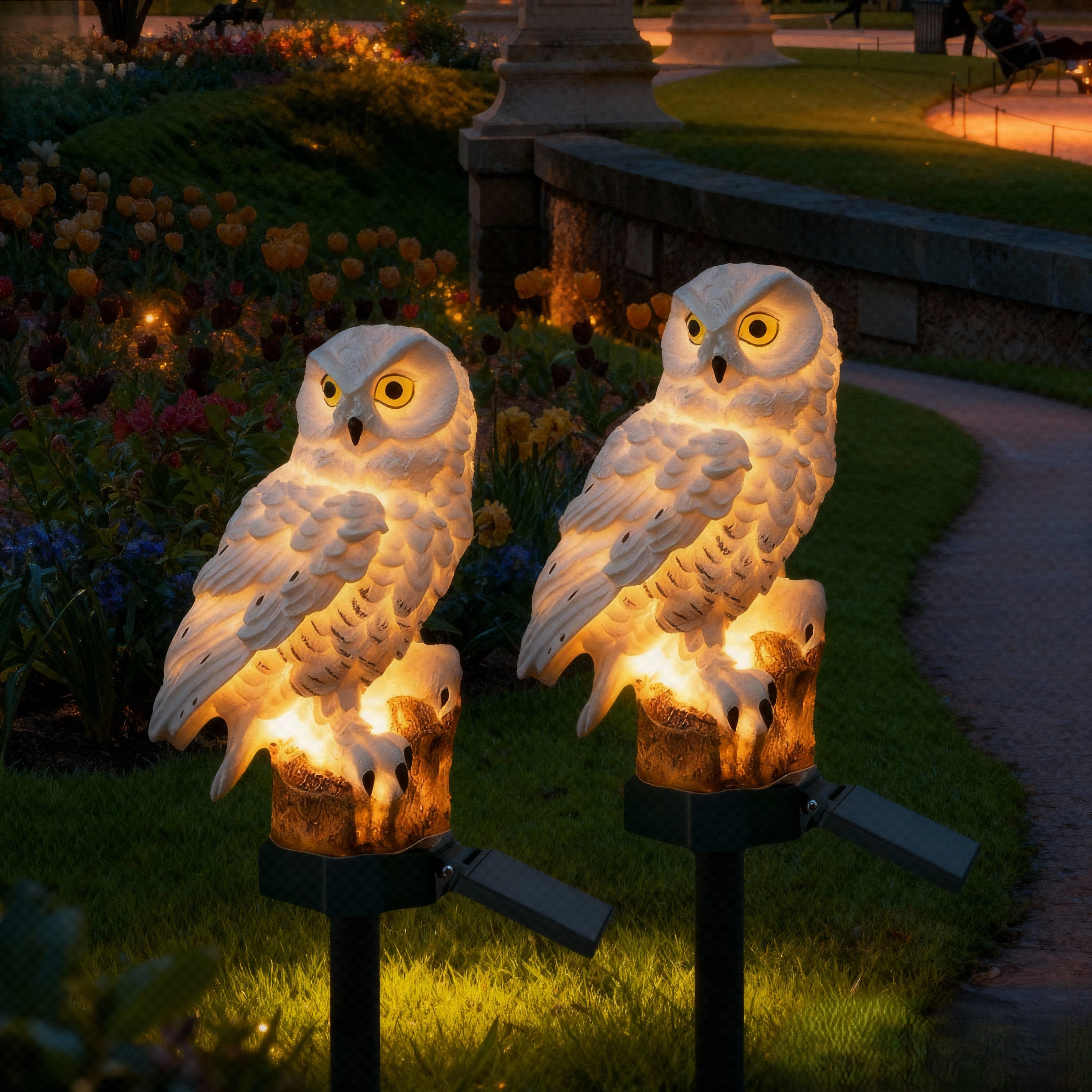 Solar Owl Outdoor Lamp