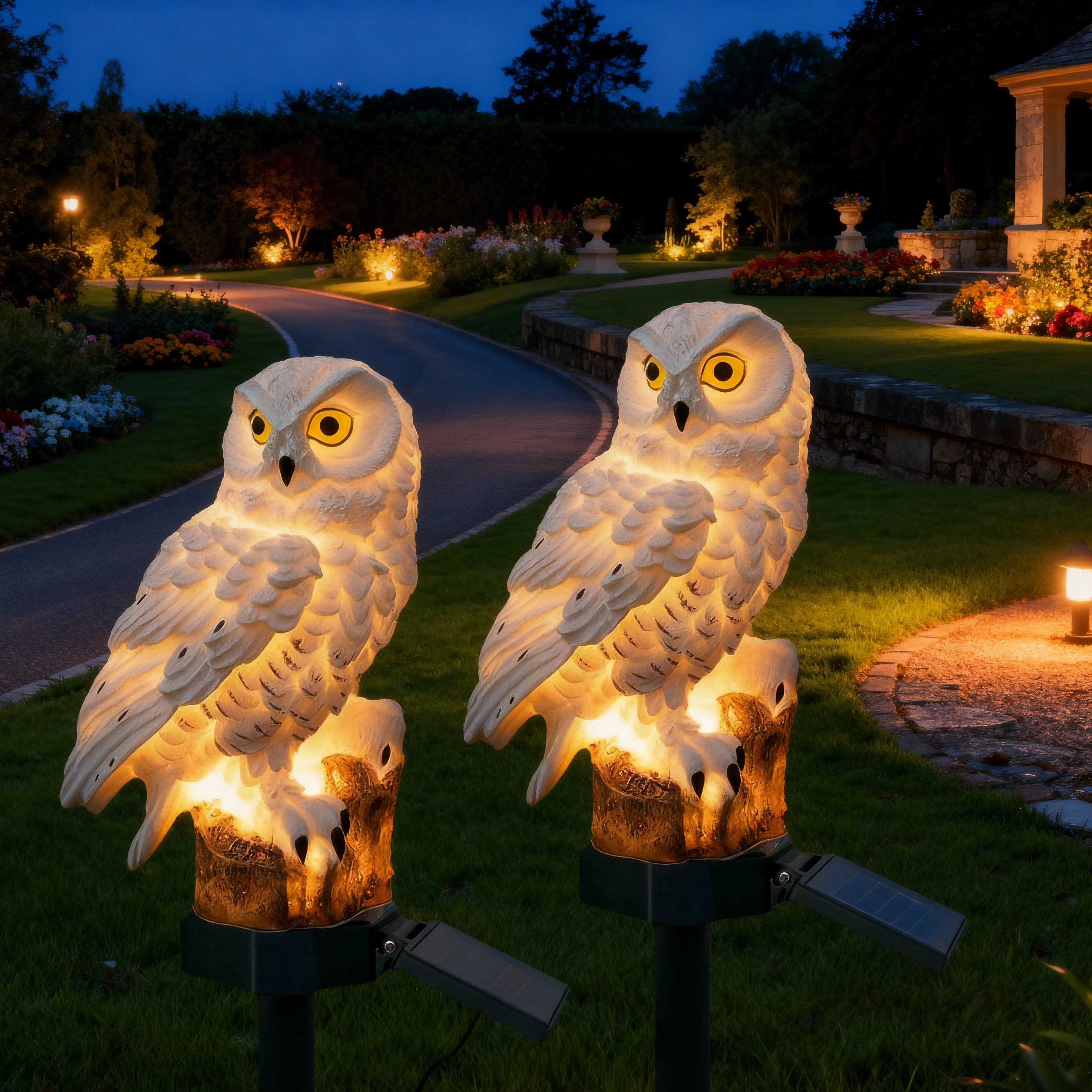 Solar Owl Outdoor Lamp